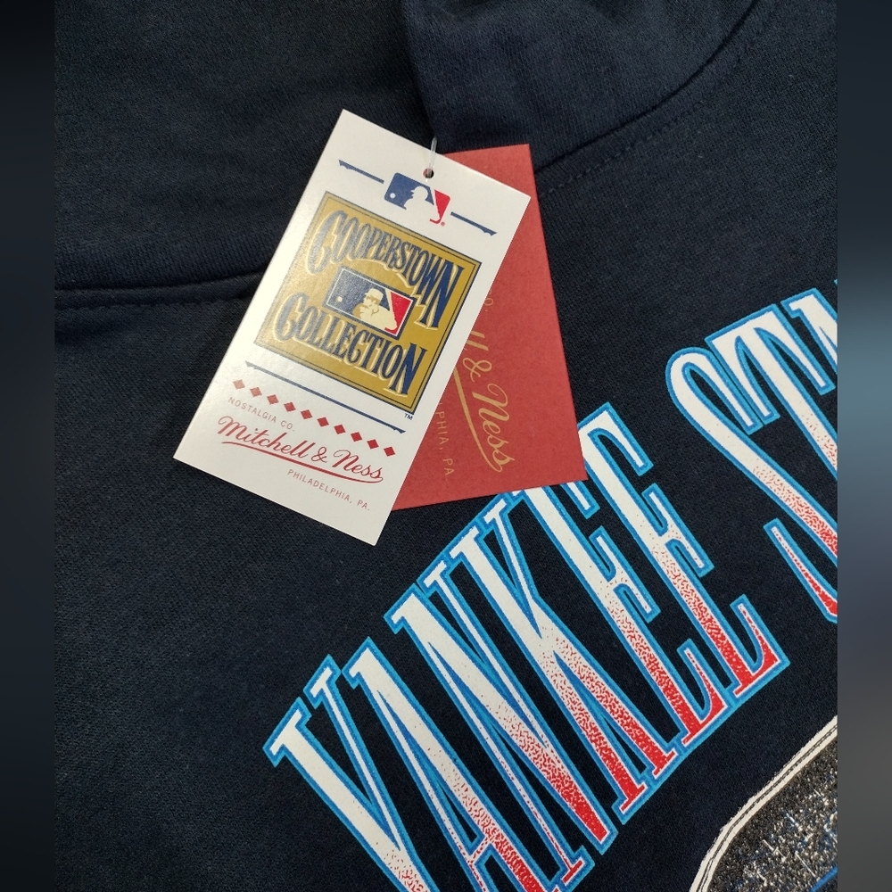 Mitchell & Ness New York Yankees Stadium Hoodie Navy Size S NWT 🔥$95 - Picture 5 of 9